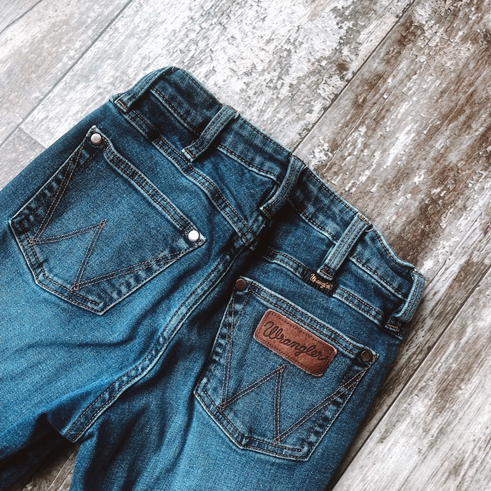 Wrangler Retro Bell-Bottoms